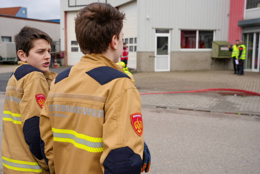 Brandweerlieden van de toekomst houden wedstrijd