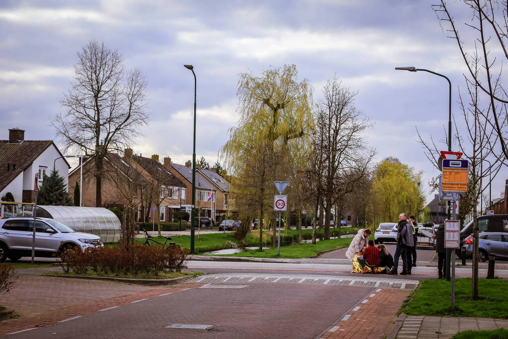 Fietser gewond bij botsing met auto