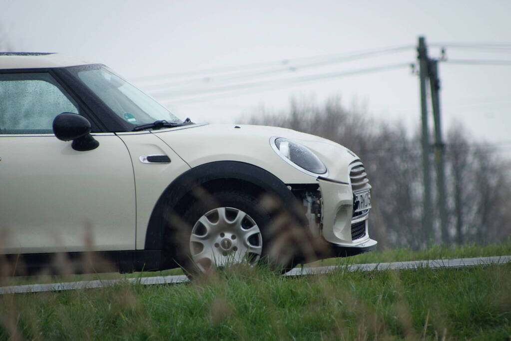 Vier voertuigen betrokken bij kettingbotsing