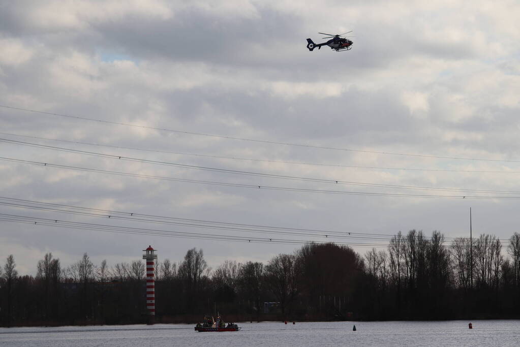Grote zoektocht na aantreffen boot