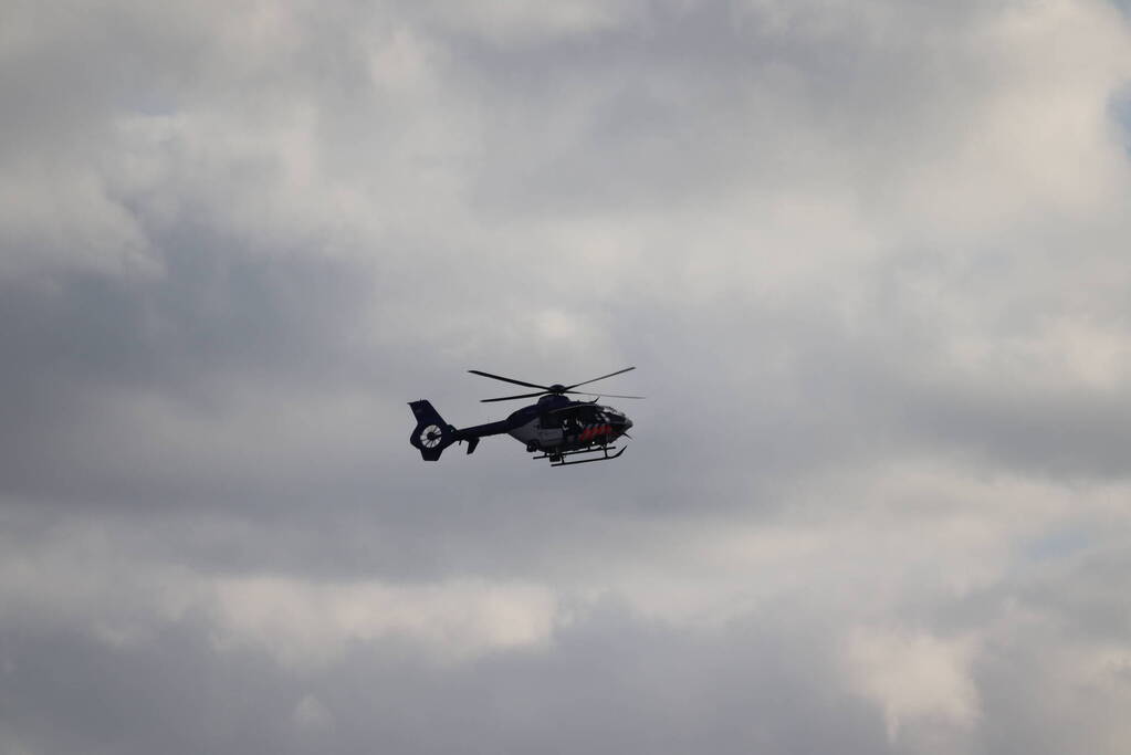 Grote zoektocht na aantreffen boot