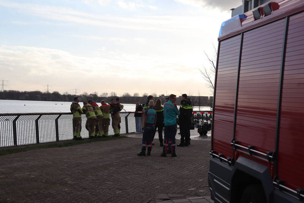 Grote zoektocht na aantreffen boot