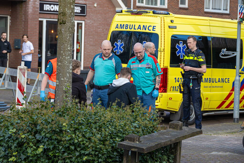 Gewonde bij ongeval tussen automobilist en scooter met twee opzittenden