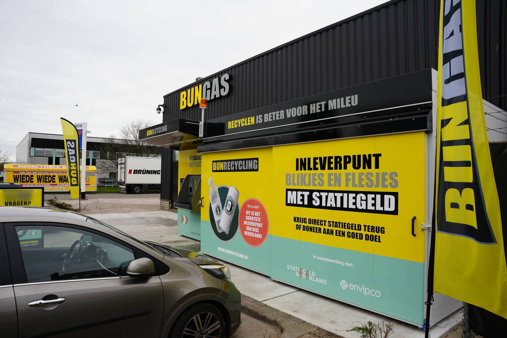 Eerste openbare statiegeldmachine van Nederland geplaatst