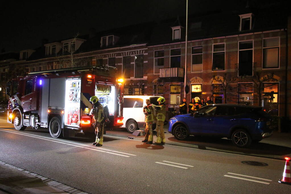 Brandweer controleert woning na brand