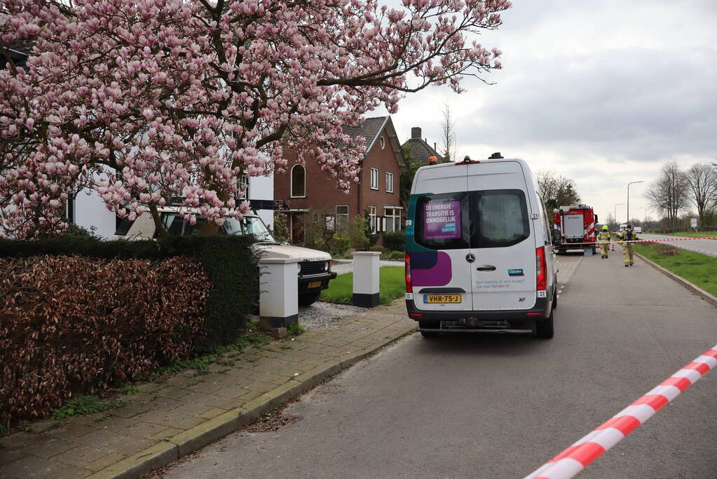 Brandweer ingezet voor gaslucht in woning