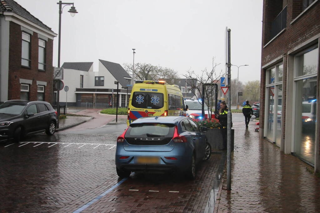 Fietser aangereden op rotonde