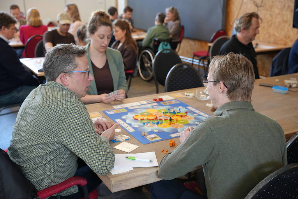 Liefhebbers van Kolonisten van Catan spelen toernooi