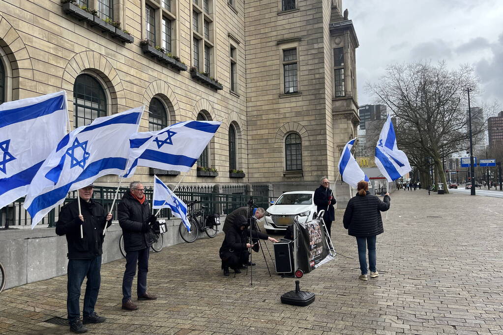 Pro Israël demonstratie voor stadhuis
