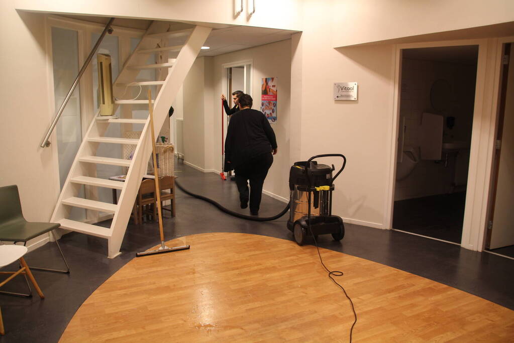 Welzijnskwartier en gezondheidsplein onder water door lekkende kraan