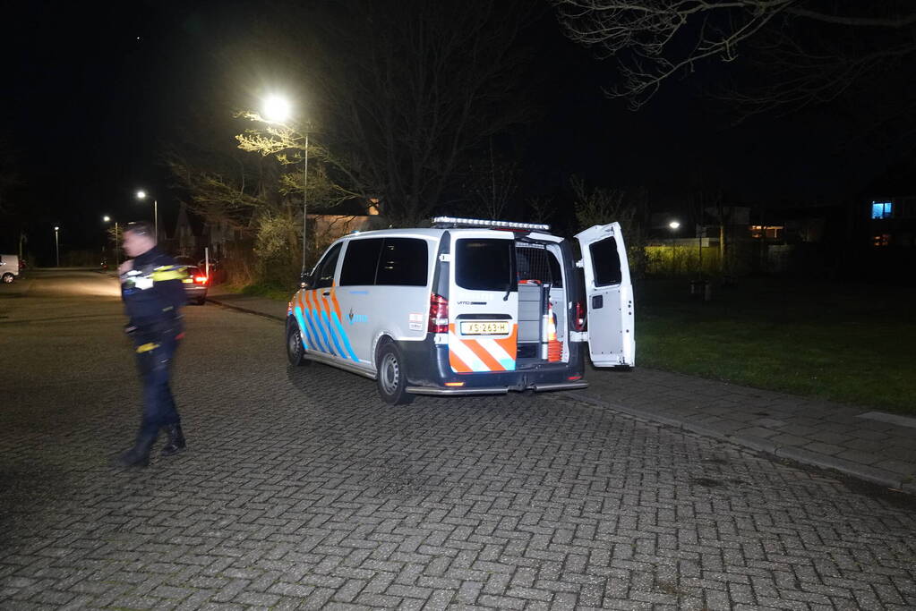 Politie blust brand in afvalvangnet