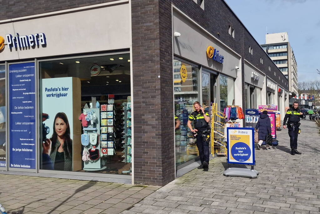 Minderjarige jongen op de vlucht na poging overval