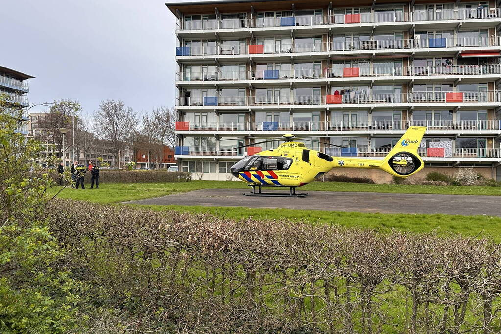 Traumateams assisteren bij medische noodsituatie