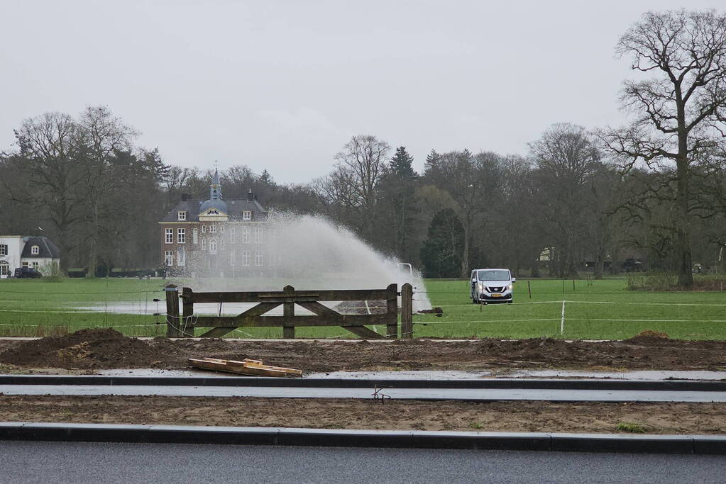 Waterleiding geraakt bij werkzaamheden