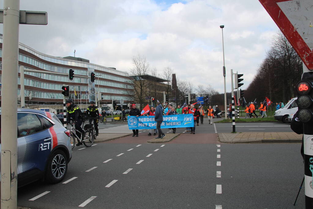 Politieagenten demonstreren tegen te hoge pensioenleeftijd