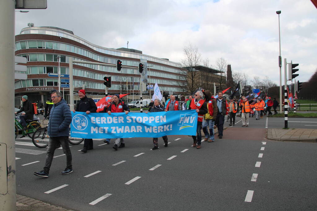 Politieagenten demonstreren tegen te hoge pensioenleeftijd