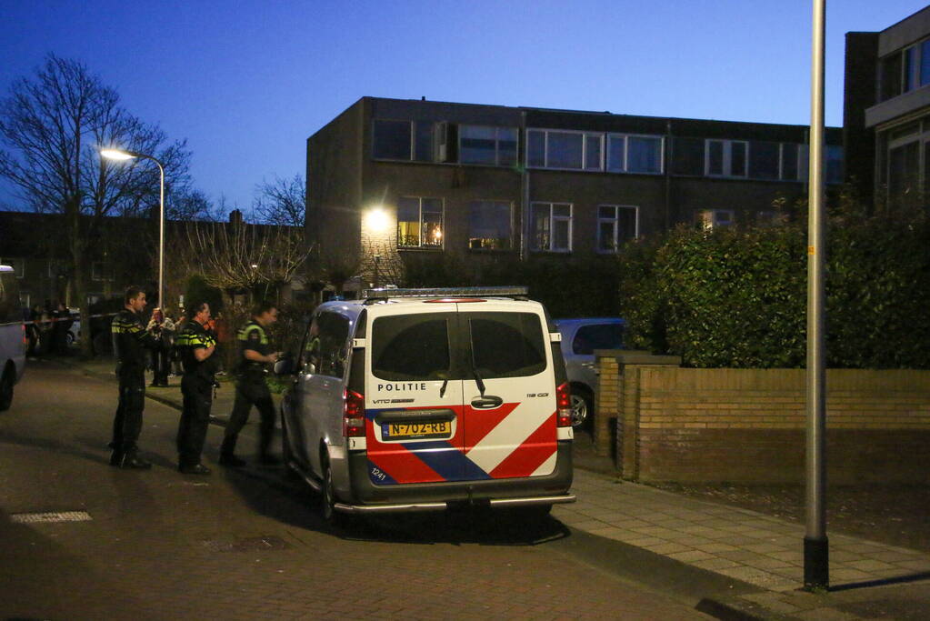 Hulpdiensten ingezet voor steekincident, verdachte aangehouden