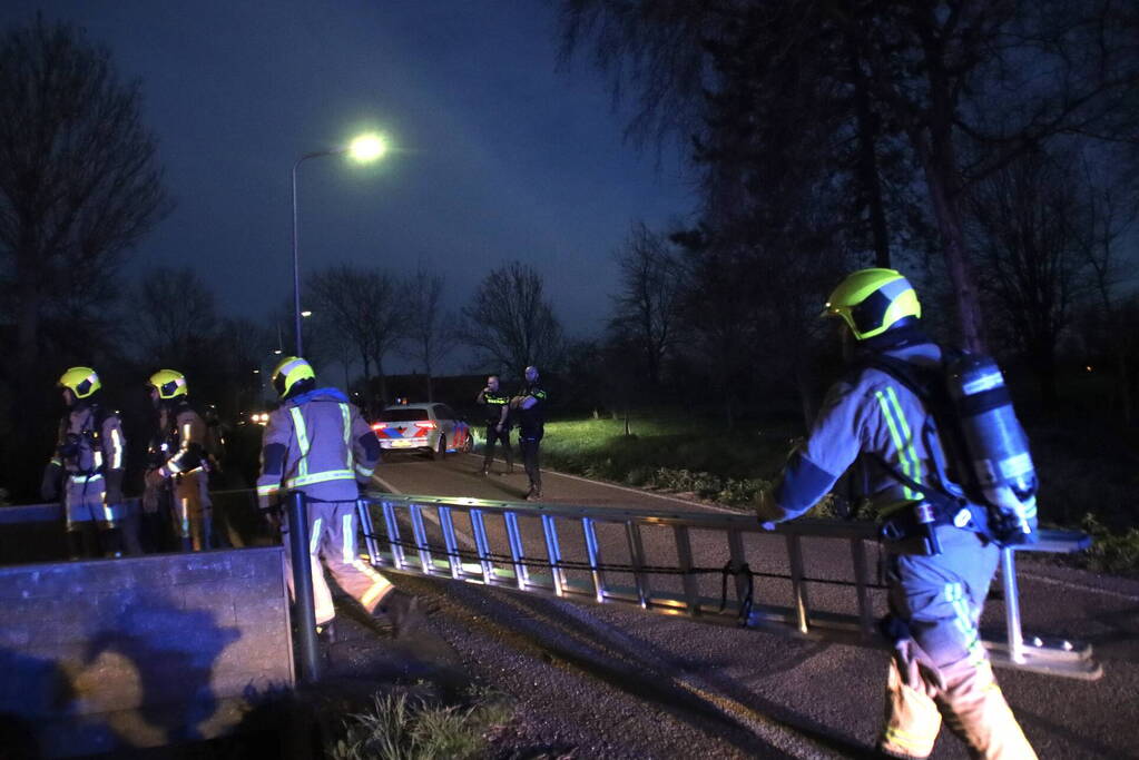 Brand in schoorsteen van woning