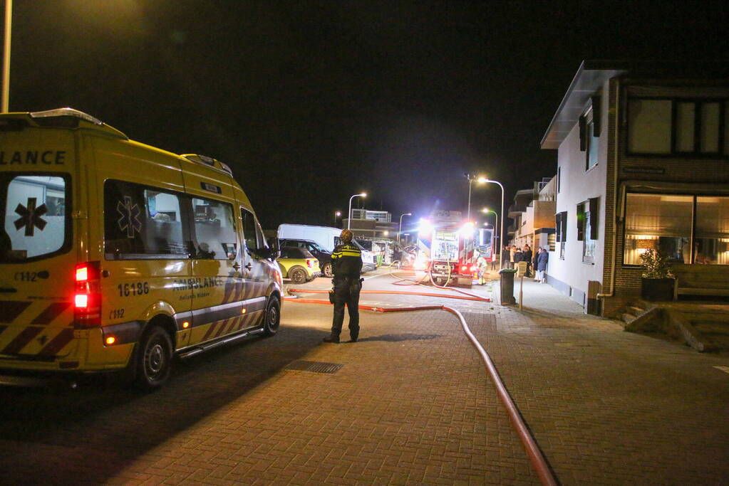 Bestelbus total-loss na brand