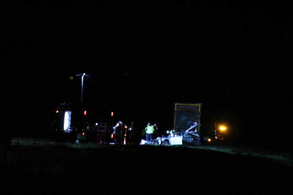 Twee zwaargewonden bij ongeluk op snelweg