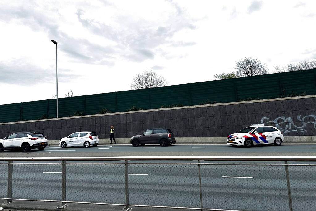 Rijstrook gestremd na aanrijding