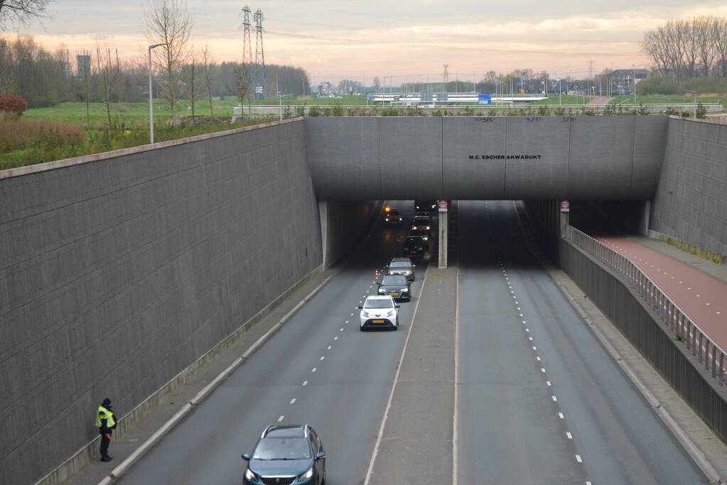 Rijstrook gestremd na aanrijding