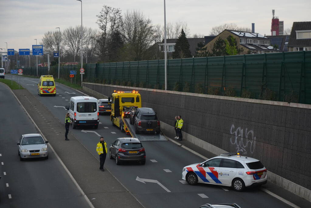 Rijstrook gestremd na aanrijding