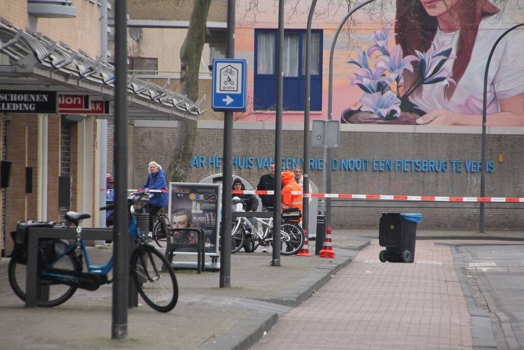 Omgeving afgezet na aantreffen verdacht pakket
