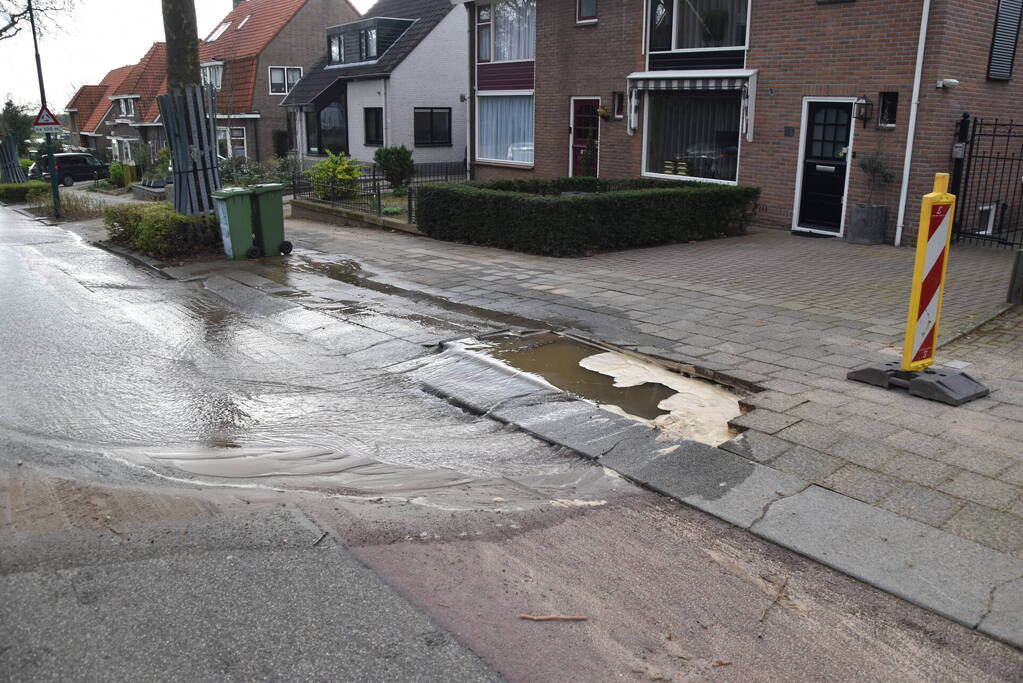 Wederom waterleidingbreuk, einde misère inzicht