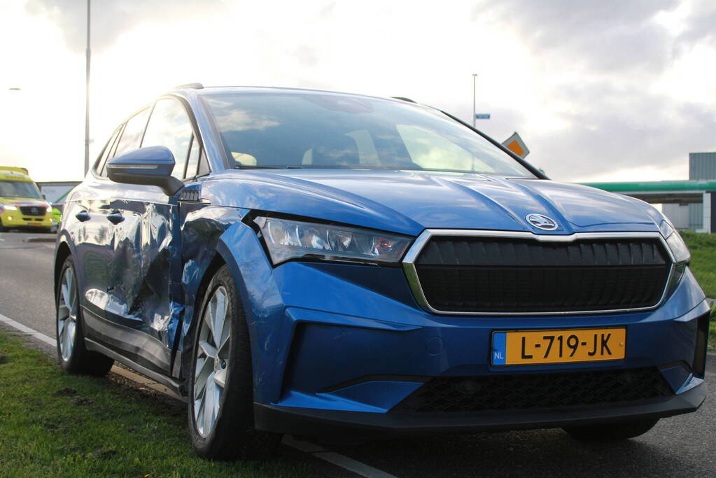 Flinke schade bij ongeval op kruising