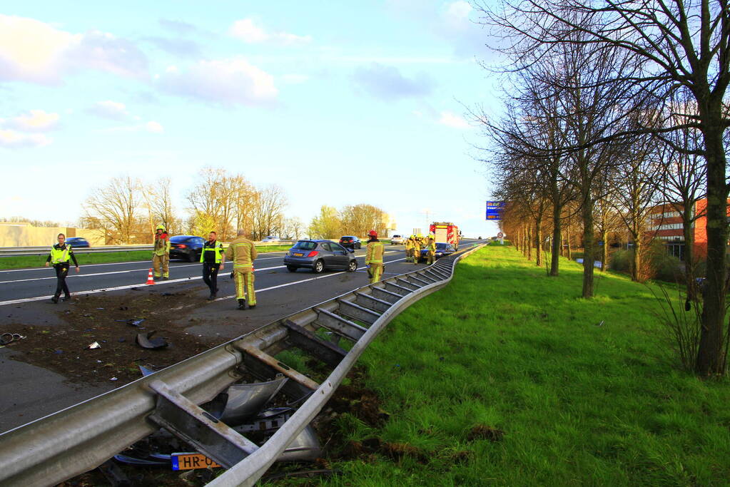 Flinke schade bij ongeval op snelweg