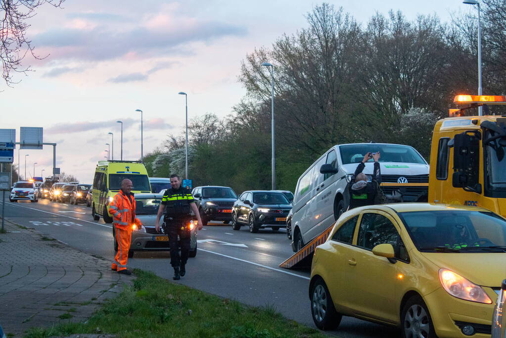 Vier voertuigen betrokken bij kettingbotsing