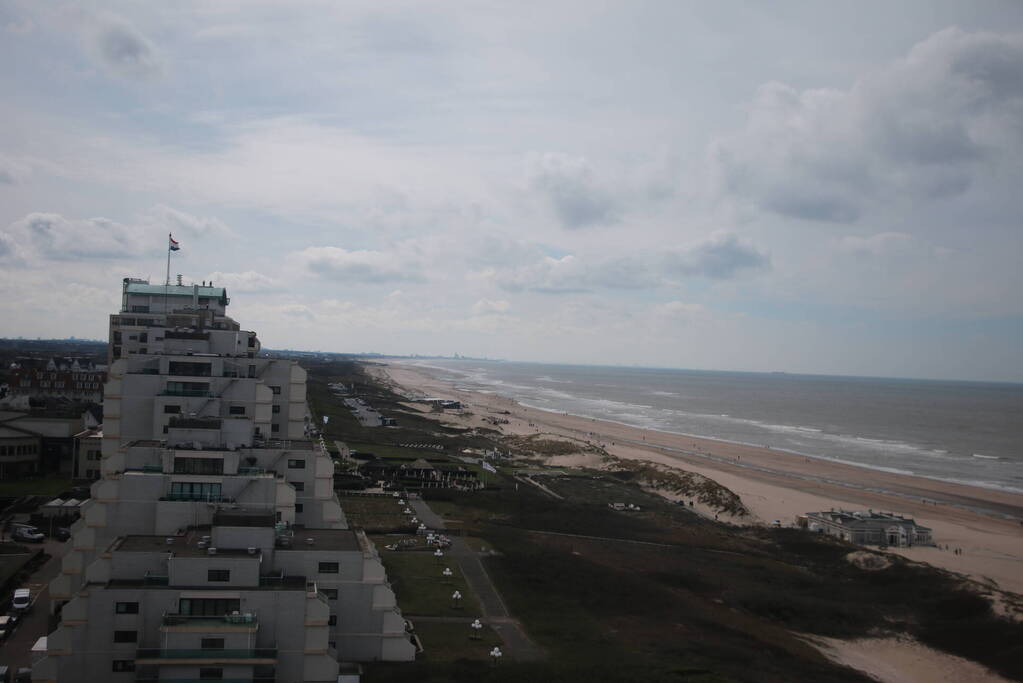 Reuzenrad Bella Vista feestelijk geopend