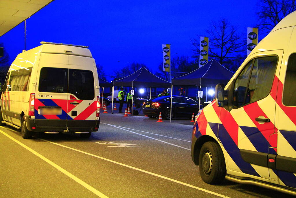 Politie houdt grote verkeerscontrole