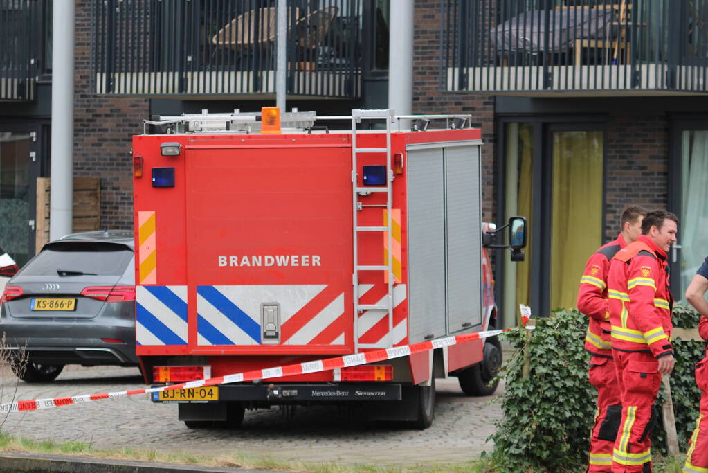 Woonboot volledig gezonken