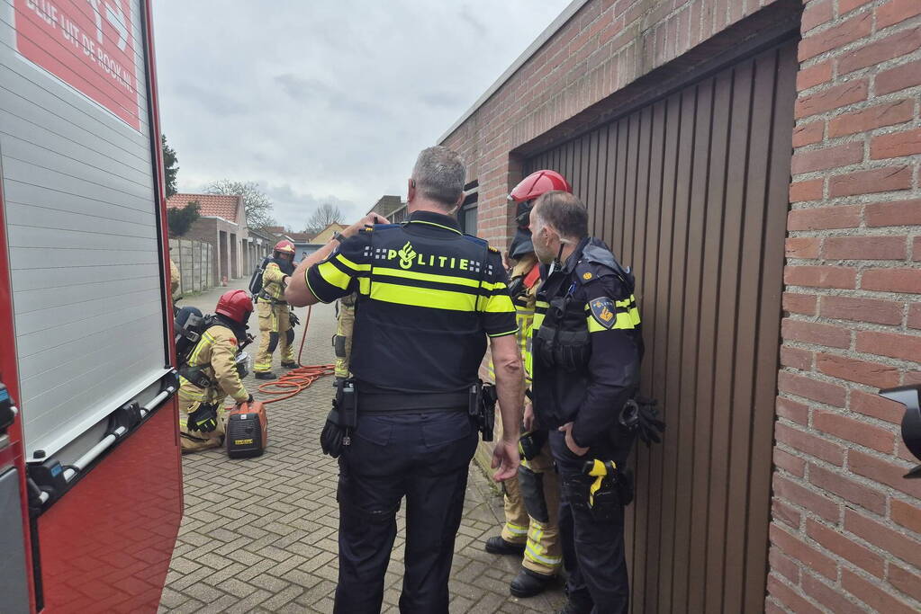 Acculader veroorzaakt kortsluiting en brand in garagebox