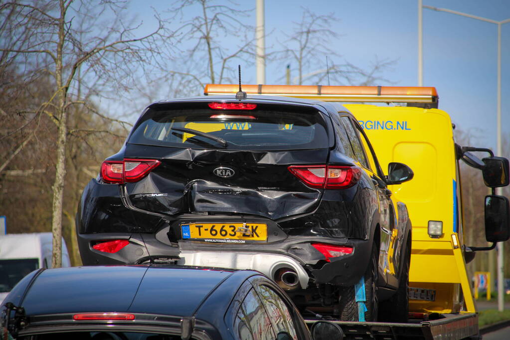 Ravage en gewonden bij kop-staartbotsing