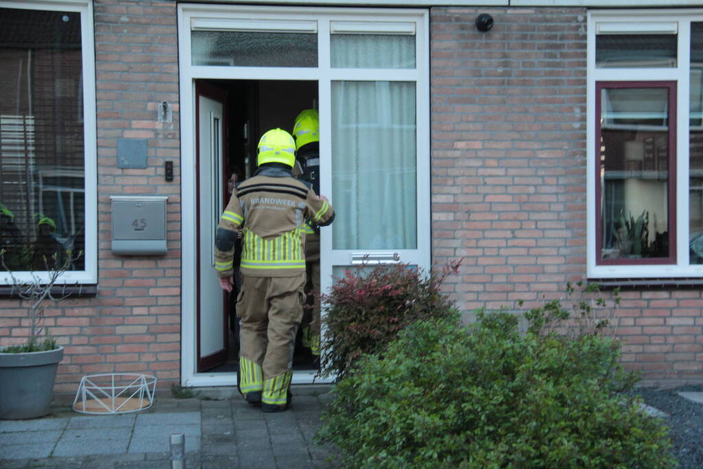 Brandweer controleert zonnepanelen op mogelijke brand