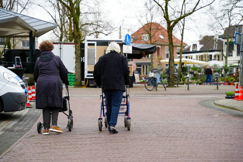 Weekmarkt verplaatst om meer parkeerplaatsen te creëren