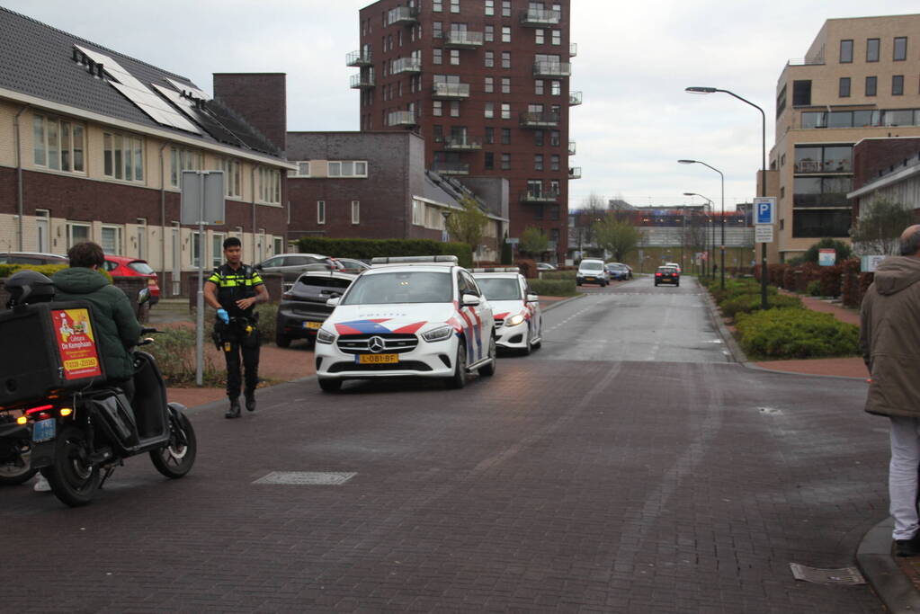 Scooters in botsing op kruising