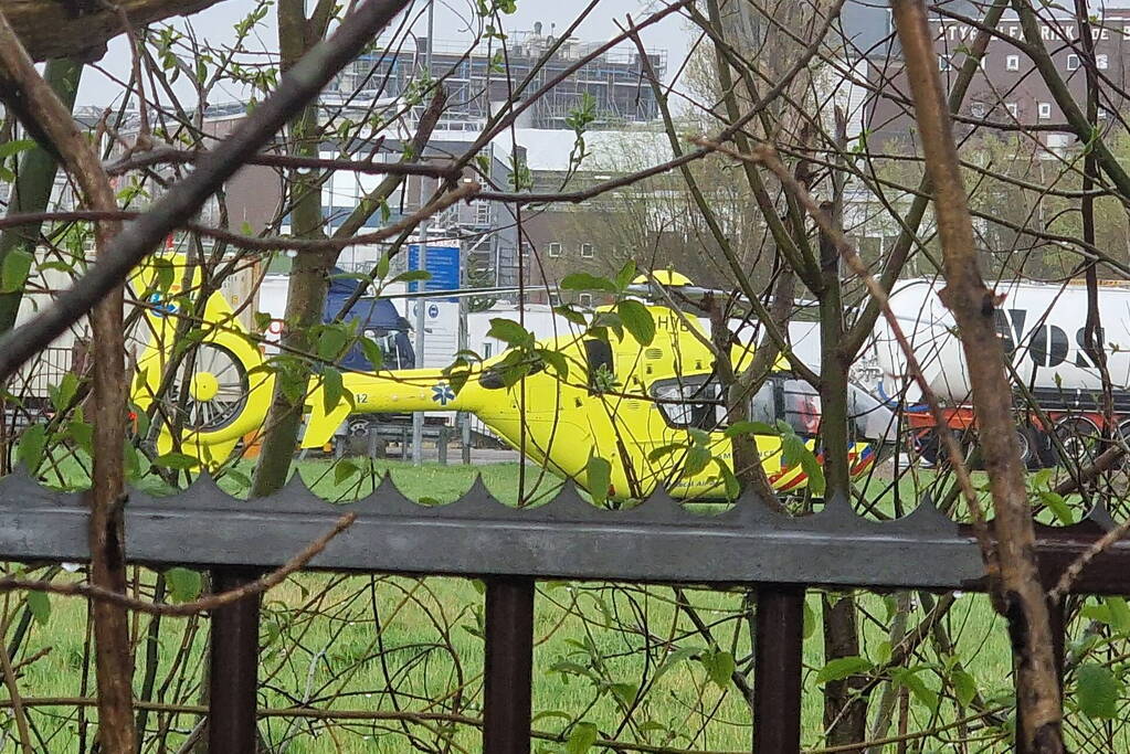 Winkeldief slaat op de vlucht en springt zeven meter naar benenden