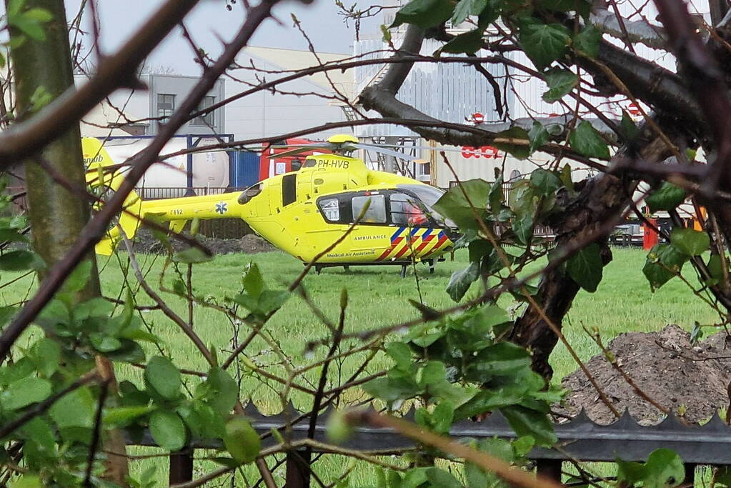 Winkeldief slaat op de vlucht en springt zeven meter naar benenden