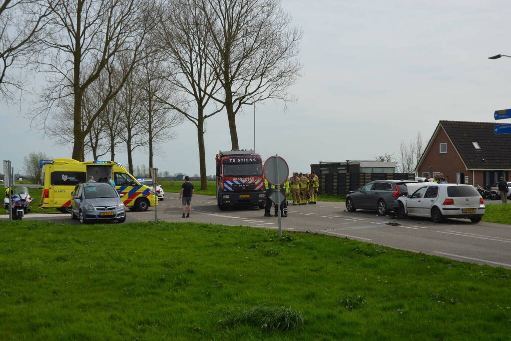 Hulpdiensten ingezet voor ongeval op kruising