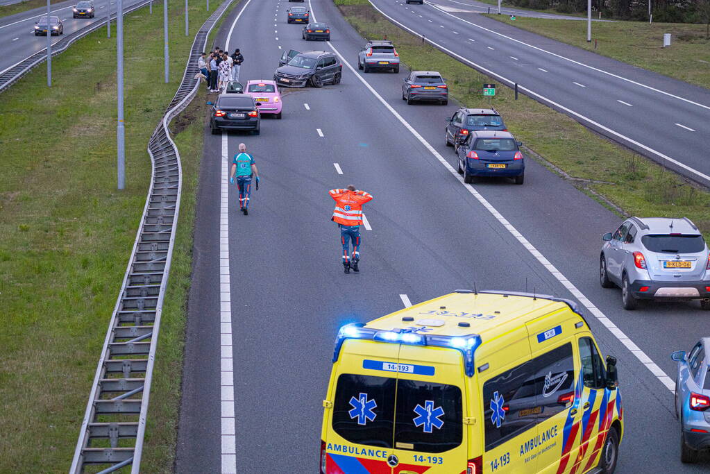 Flinke schade na ongeval op snelweg