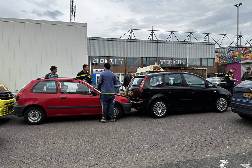 Meerdere auto's betrokken bij botsing