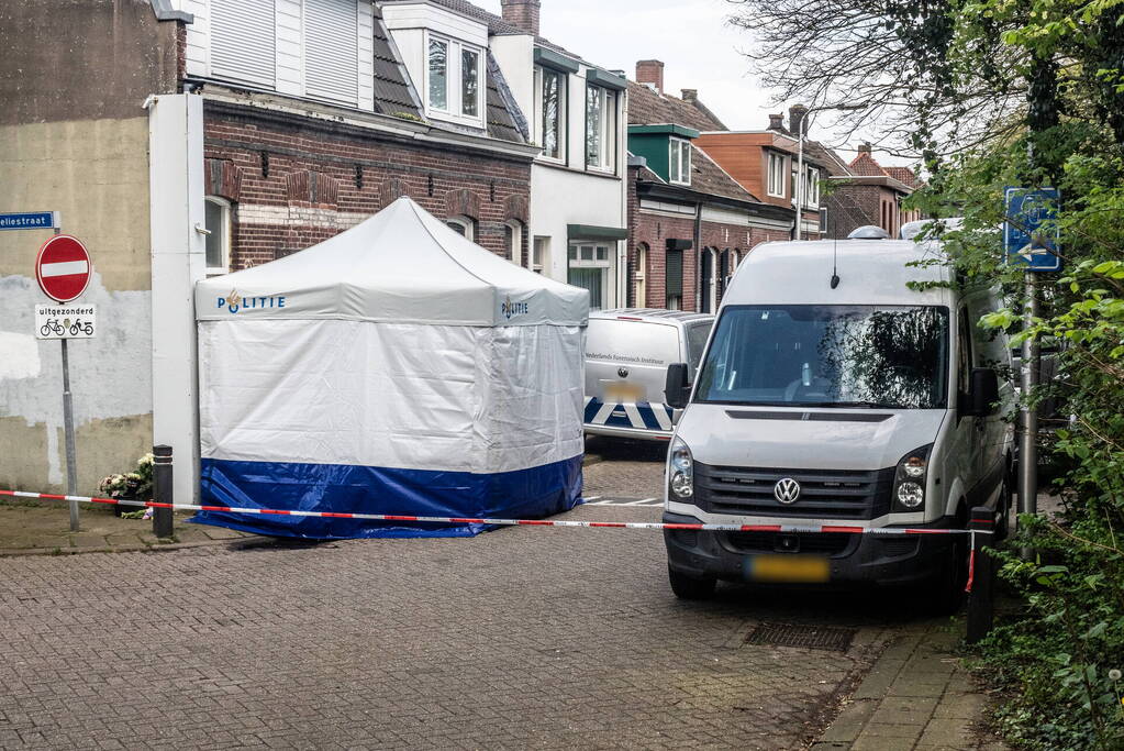 Groot onderzoek naar dodelijk steekincident in woonwijk