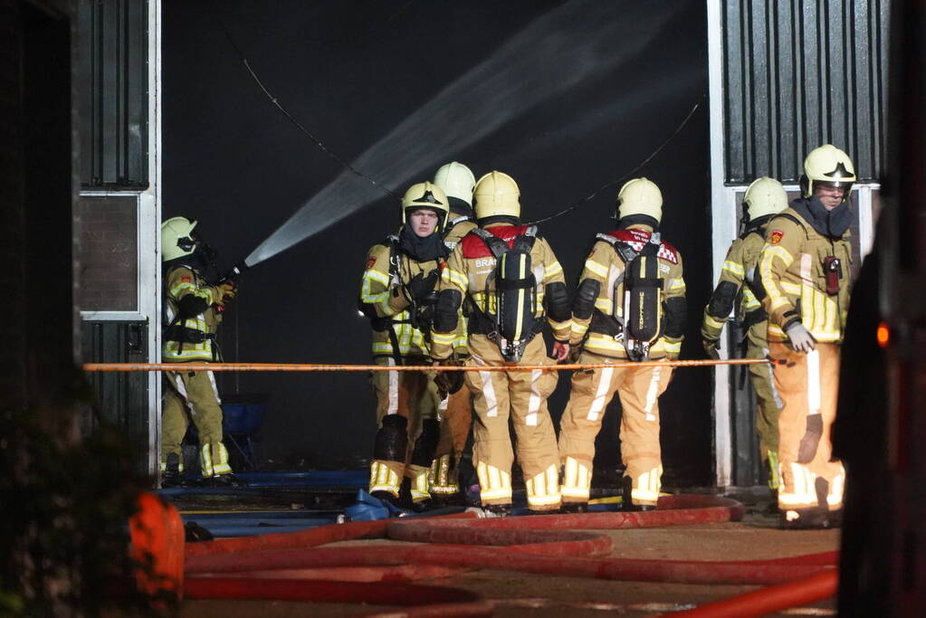 Kalveren omgekomen bij grote brand