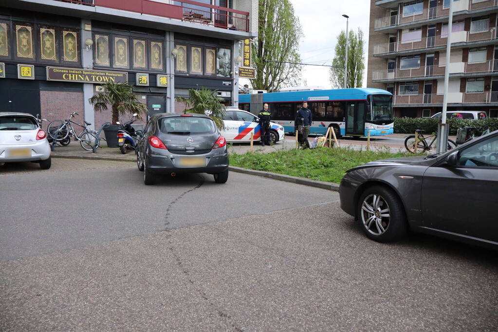 Flinke schade en lekkage na kop-staart botsing