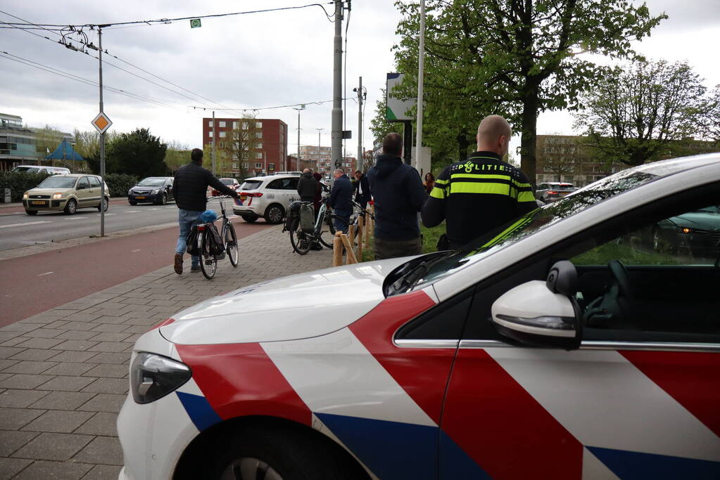 Flinke schade en lekkage na kop-staart botsing