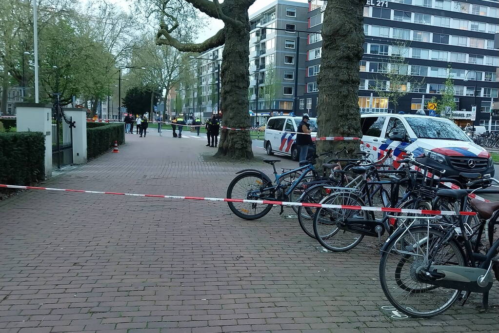 Meerdere aanhoudingen en straat afgezet na schietpartij